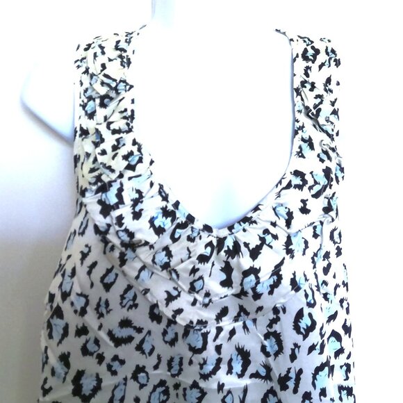 Vertigo Animal Print Racerback Top Ruffled Neckline Stretch Banded Hem EUC Sz M - Picture 3 of 5
